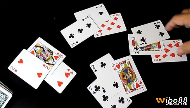 Trong bài cào 9 điểm, các quân hình như J, Q, K tương đương với điểm số 0