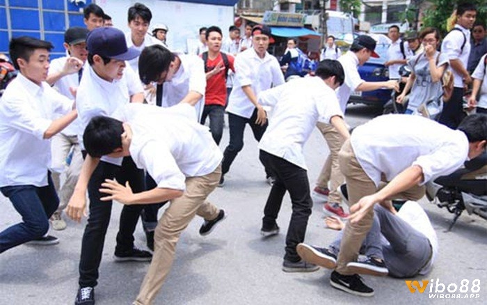 Chiêm bao thấy đánh nhau và bộ số lô đề chuẩn xác nhất