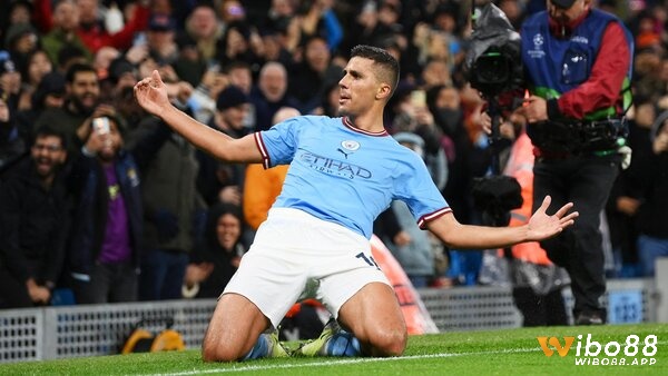 Rodri là người ghi bàn thắng để giúp Man City vô địch C1