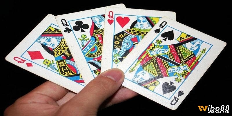 Tứ quý Q trong cách chơi mậu binh