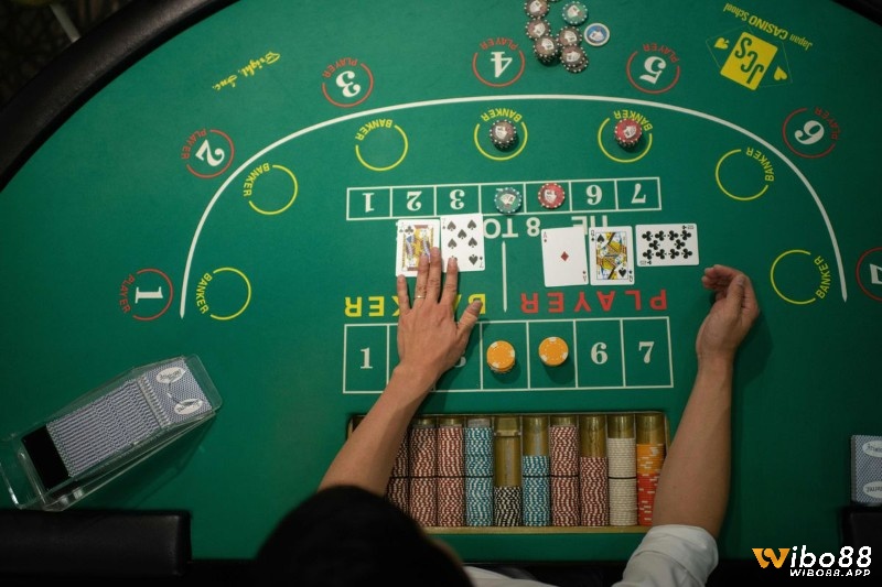 Baccarat tại sòng bạc – nơi cảm xúc bùng nổ theo từng quân bài
