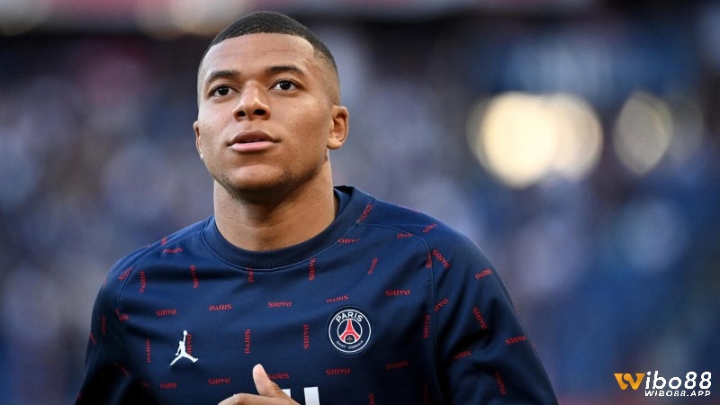 Kylian Mbappé không chỉ là niềm tự hào của bóng đá Pháp mà còn là biểu tượng của Ligue 1