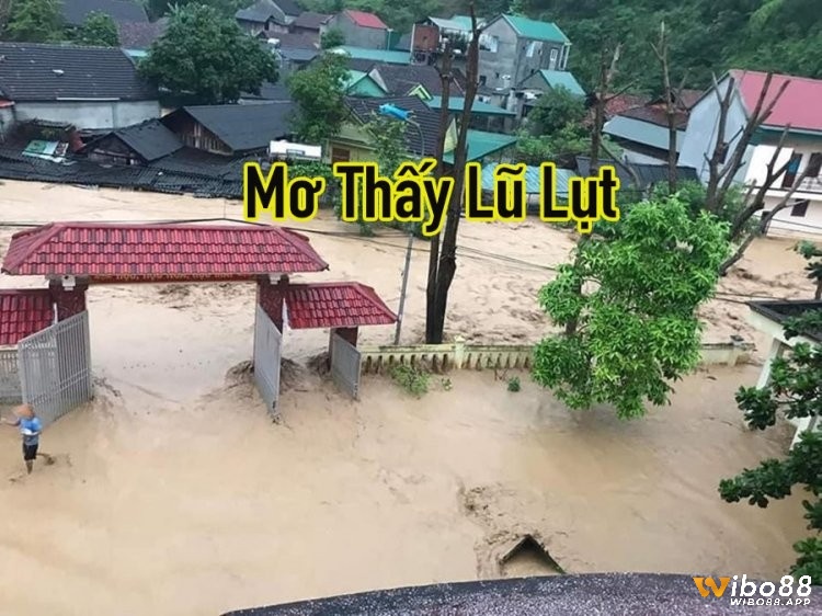 Ý nghĩa giấc mơ thấy lũ lụt thường liên quan đến áp lực tinh thần và thay đổi lớn